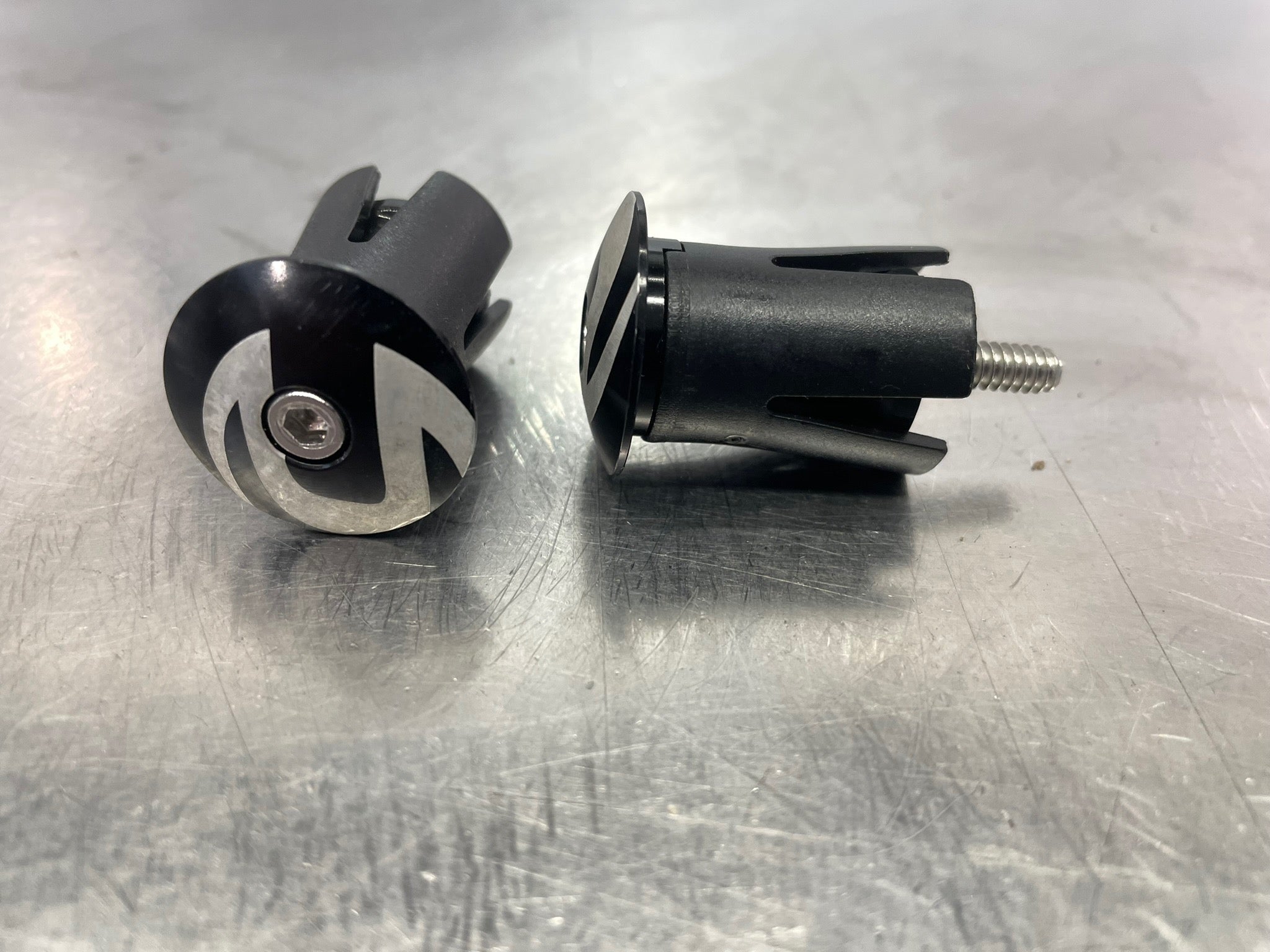 Cannondale Expander Bar End Plug for Road Bikes | Set of 2 – Urban Pedaler