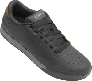 Giro Latch Flat Pedal Shoe | Black